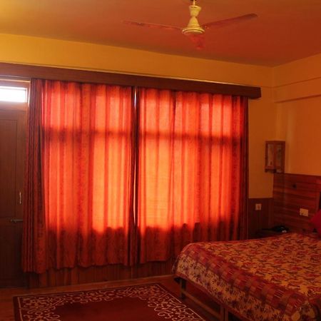 Pema Thang Hotel 캉그라 외부 사진